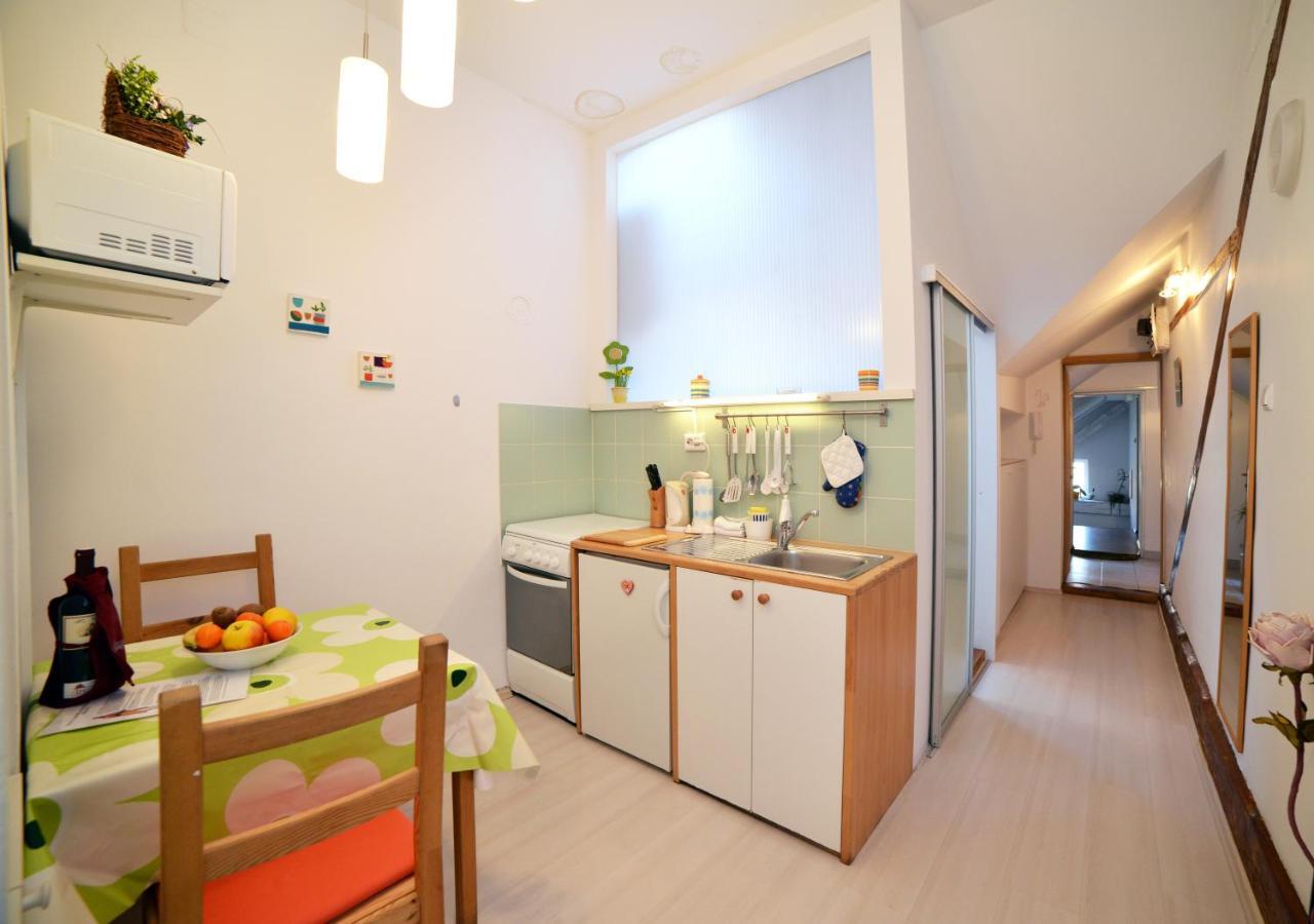 Studio Apartment White Zágráb Kültér fotó