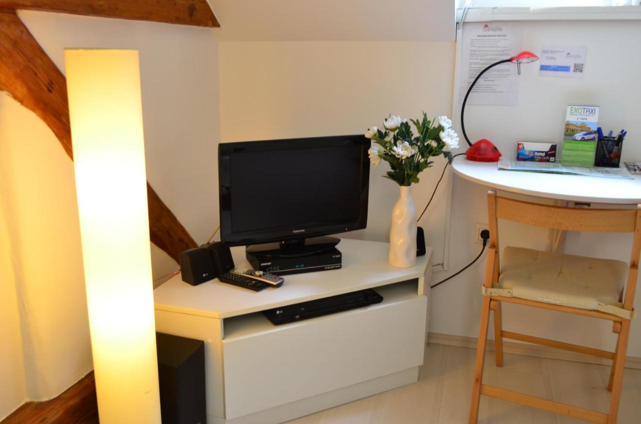 Studio Apartment White Zágráb Kültér fotó